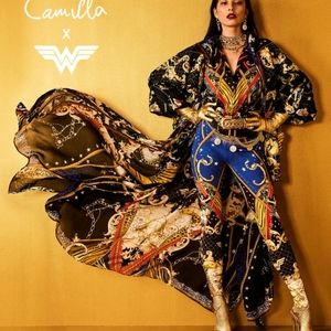 Camilla X Wonder Woman Robe and Leggings